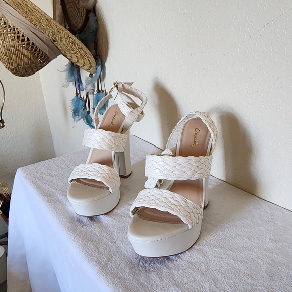 Cupid 5 inch heels, ankle strap - Picture 3 of 8